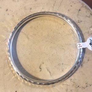 B1482 Silpada Hammered Bangle